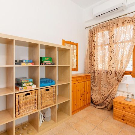 Villas Alexandros Kalamaki  Ruang foto