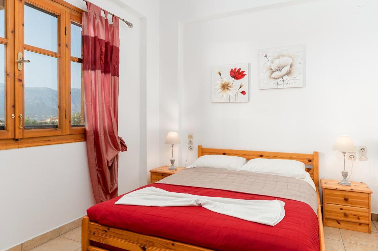 Villas Alexandros Kalamaki  Bagian luar foto