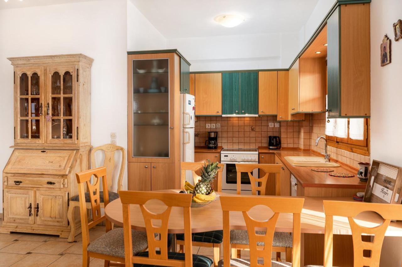 Villas Alexandros Kalamaki  Bagian luar foto