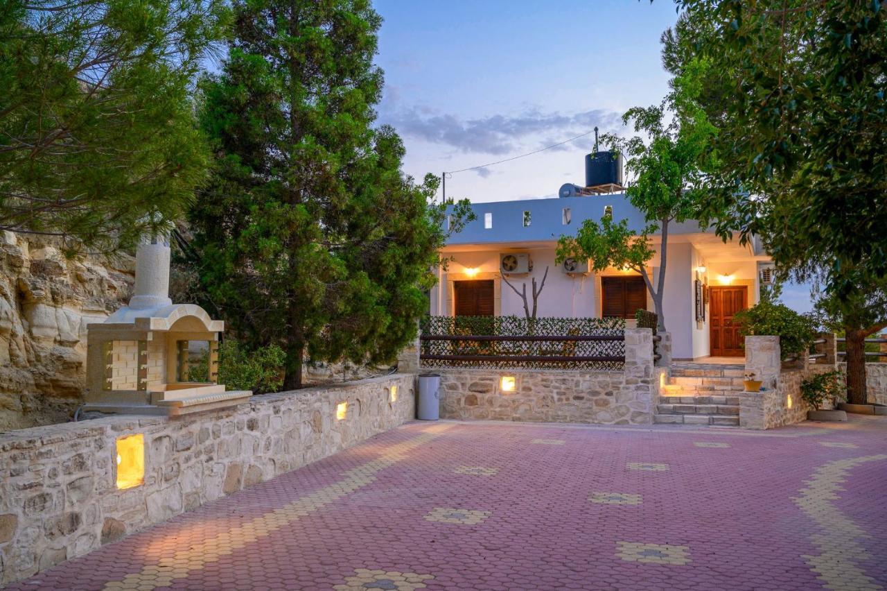 Villas Alexandros Kalamaki  Bagian luar foto