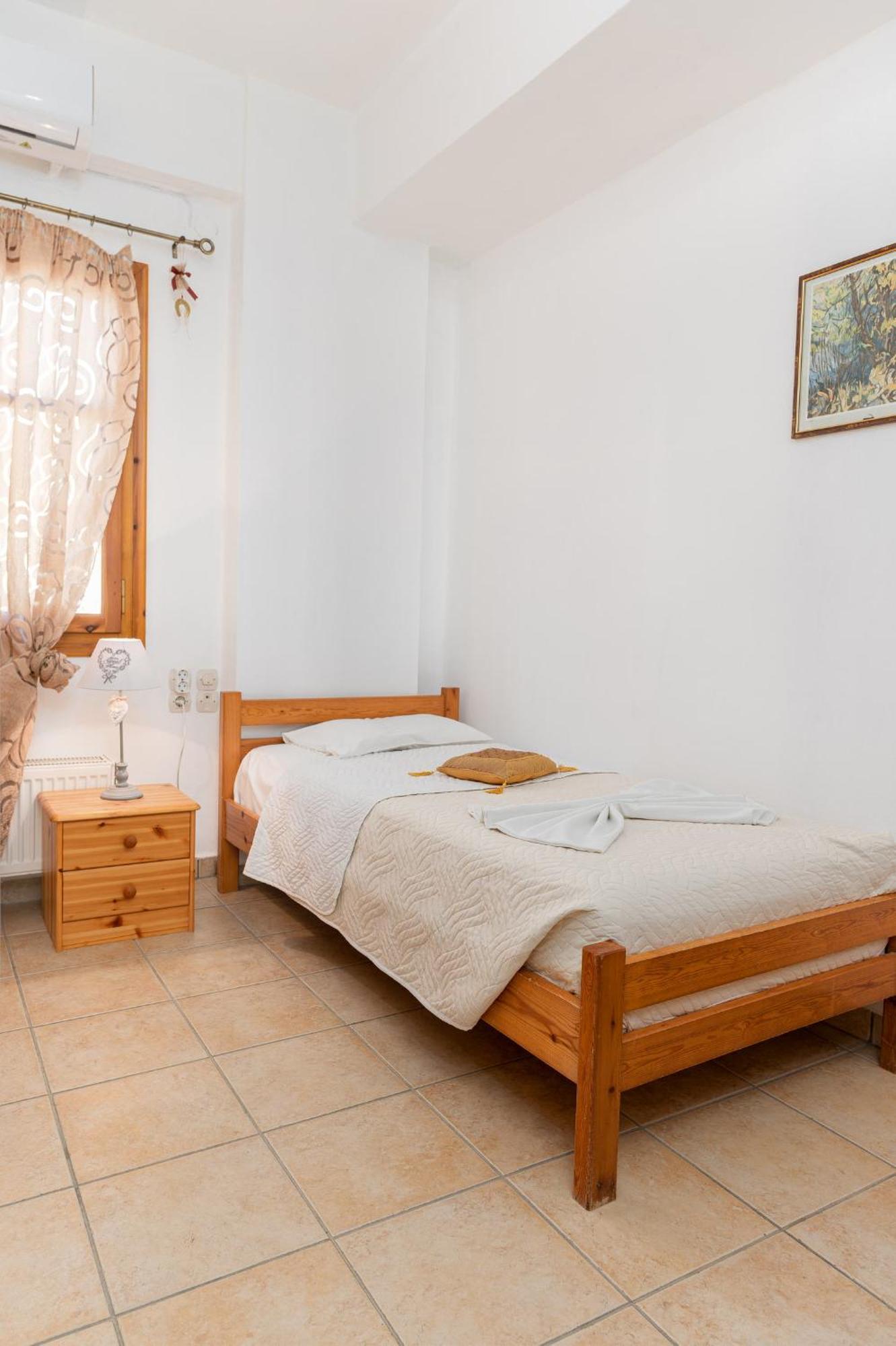 Villas Alexandros Kalamaki  Ruang foto